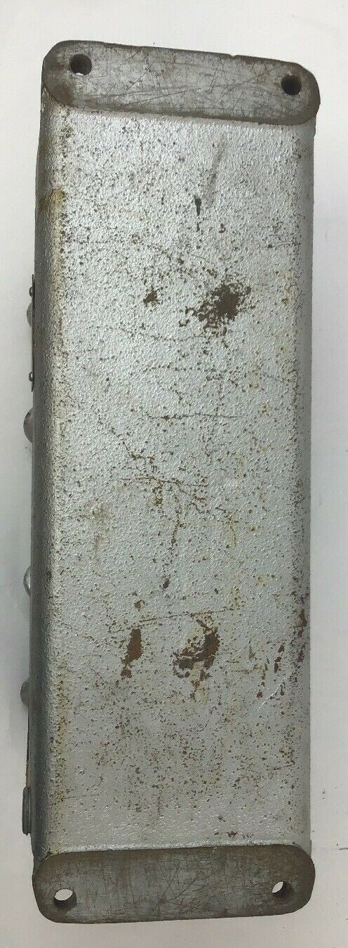 WESTINGHOUSE TYPE HDW PUSHBUTTON STATION 35 E 3110  600VOLTS