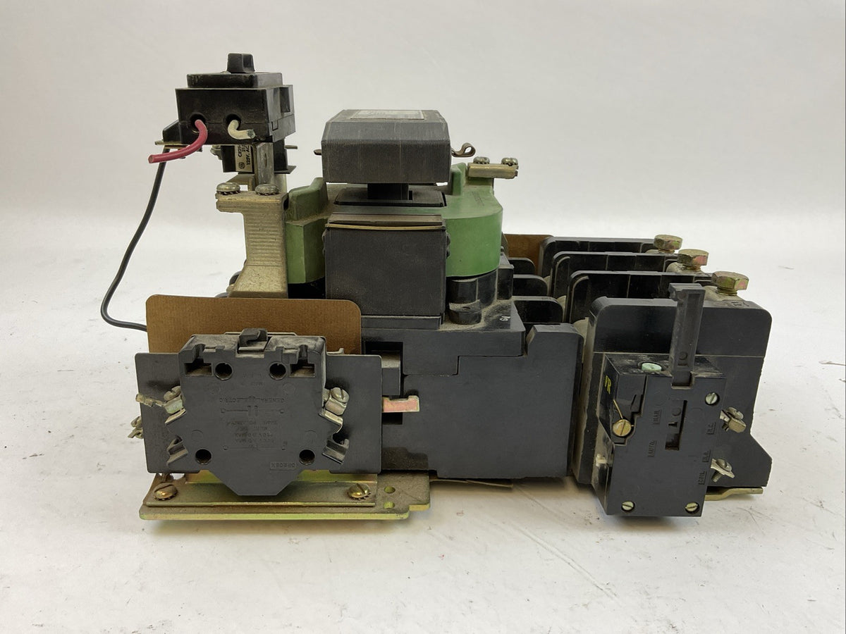 GE CR208E100EFD SIZE 3 STARTER 600VAC 90A 3PH 50HP COIL 120V 123F487B HEATERS