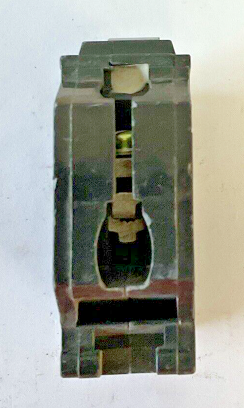 GE THQL1130 CIRCUIT BREAKER 30A TYPE THQL 120/240VAC ***LOTOF4***