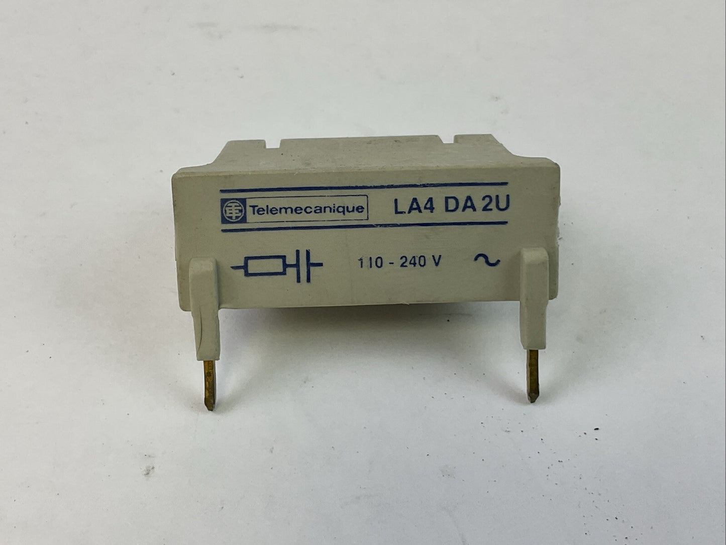 TELEMECANIQUE LA4 DA 2U RELAY SURPRESSOR 110-240VAC (LOT OF 3)
