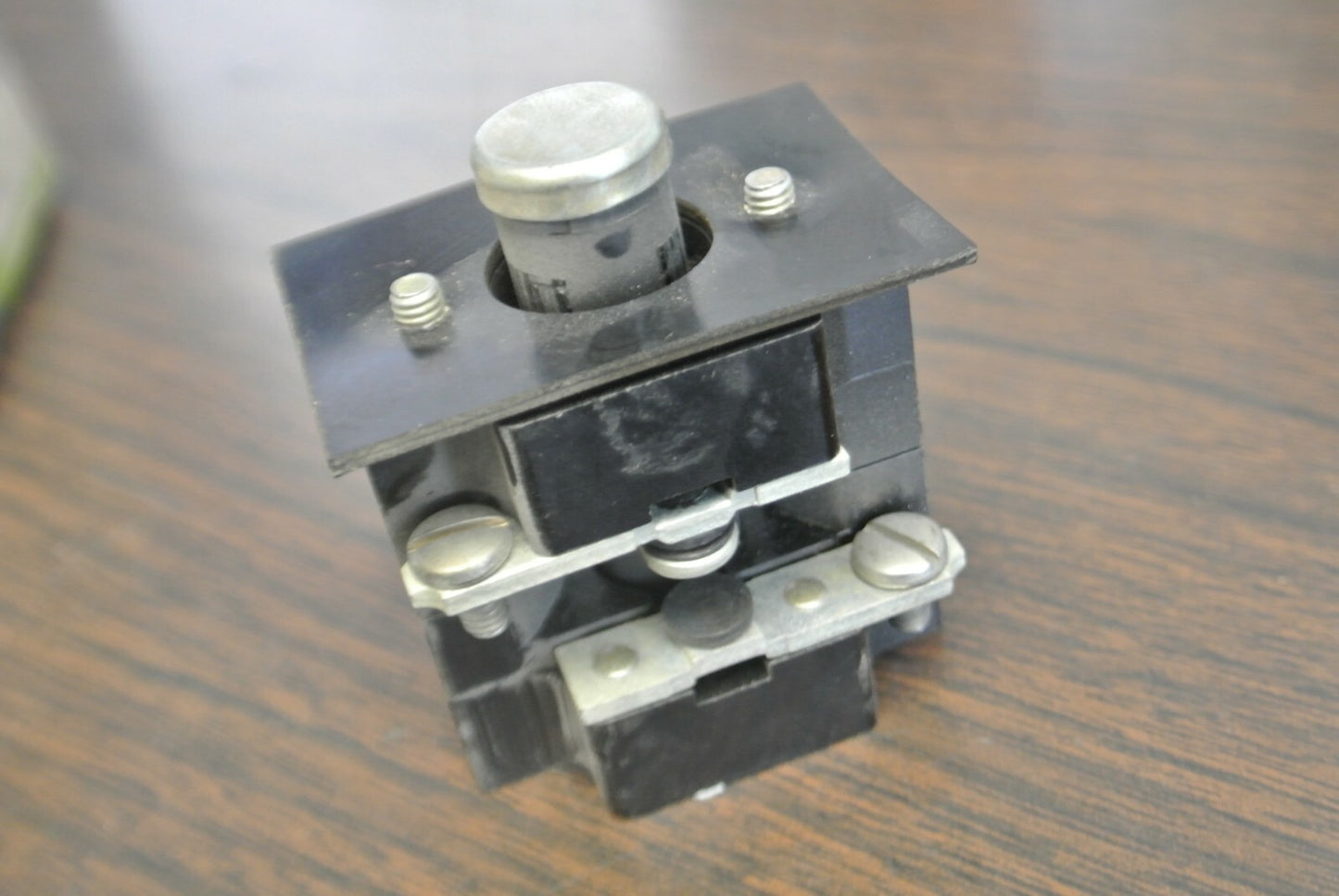 ALLEN-BRADLEY X-163348 CONTACT ASSEMBLY / NEW SURPLUS