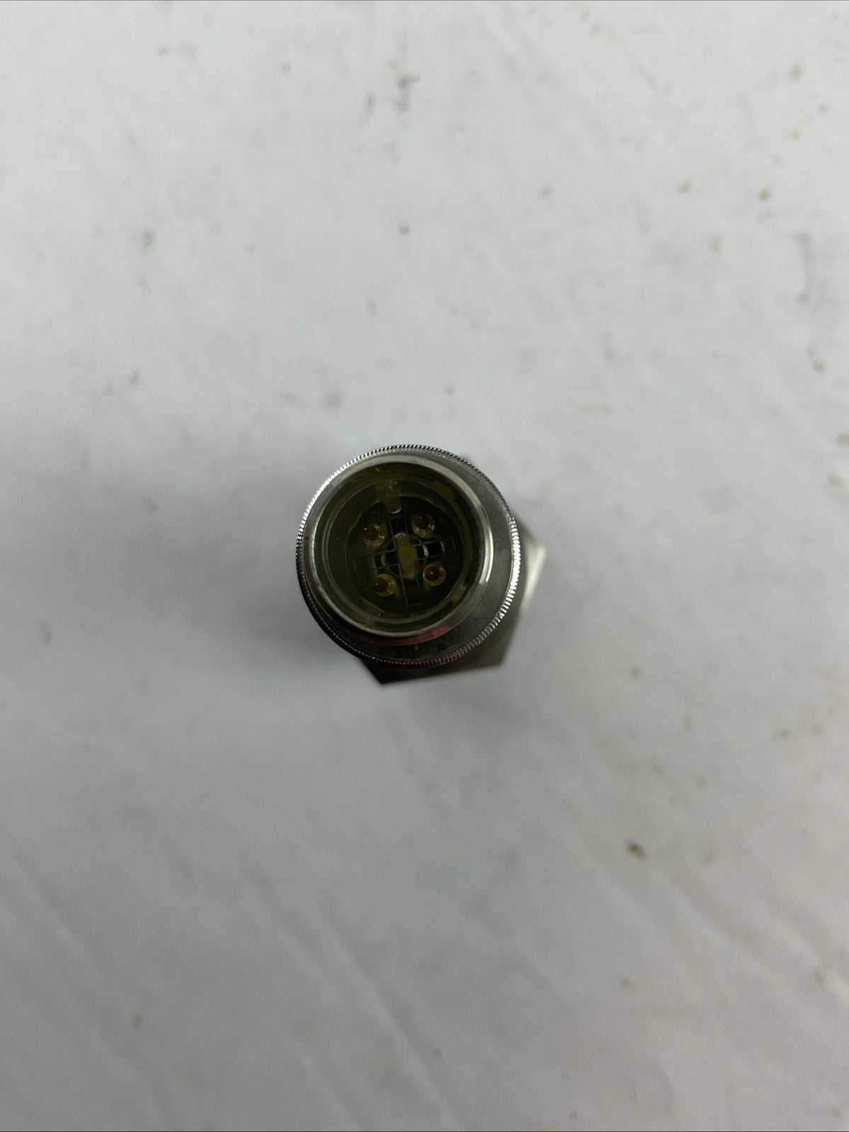 IFM OGH700 PHOTOELECTRIC DIFFUSE SENSOR 10-36VDC CLASS 1 LASER