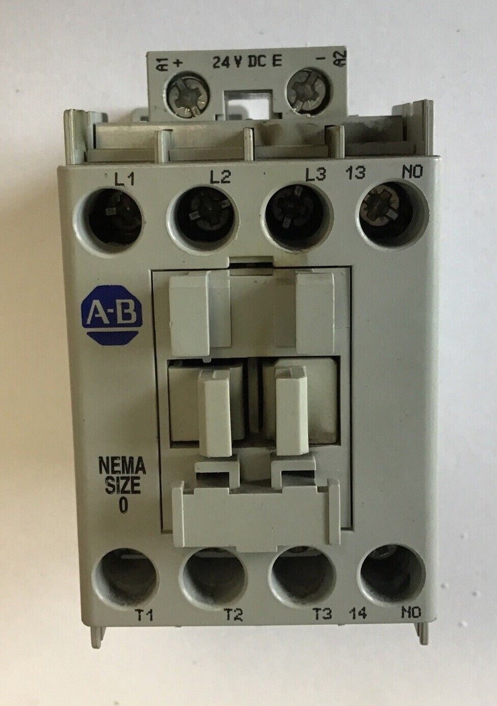 ALLEN BRADLEY 300-AOE*930 CONTACTOR SER.C 18A 600VAC 24VDC