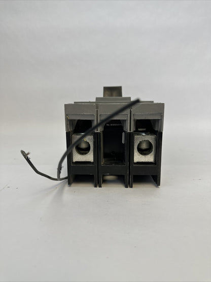 SIEMENS FXD62B200 CIRCUIT BREAKER 200A 600VAC 250VDC SER C S01FD60 SHUNT TRIP