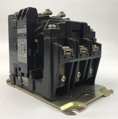 Allen Bradley 500F-A0D930 Series B Size 0 Coil 18 Amp Max Continuous 600V AC Max