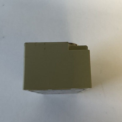 ALLEN BRADLEY 898P-P34PT-D8 DISTRIBUTION BOX SER.B 3A