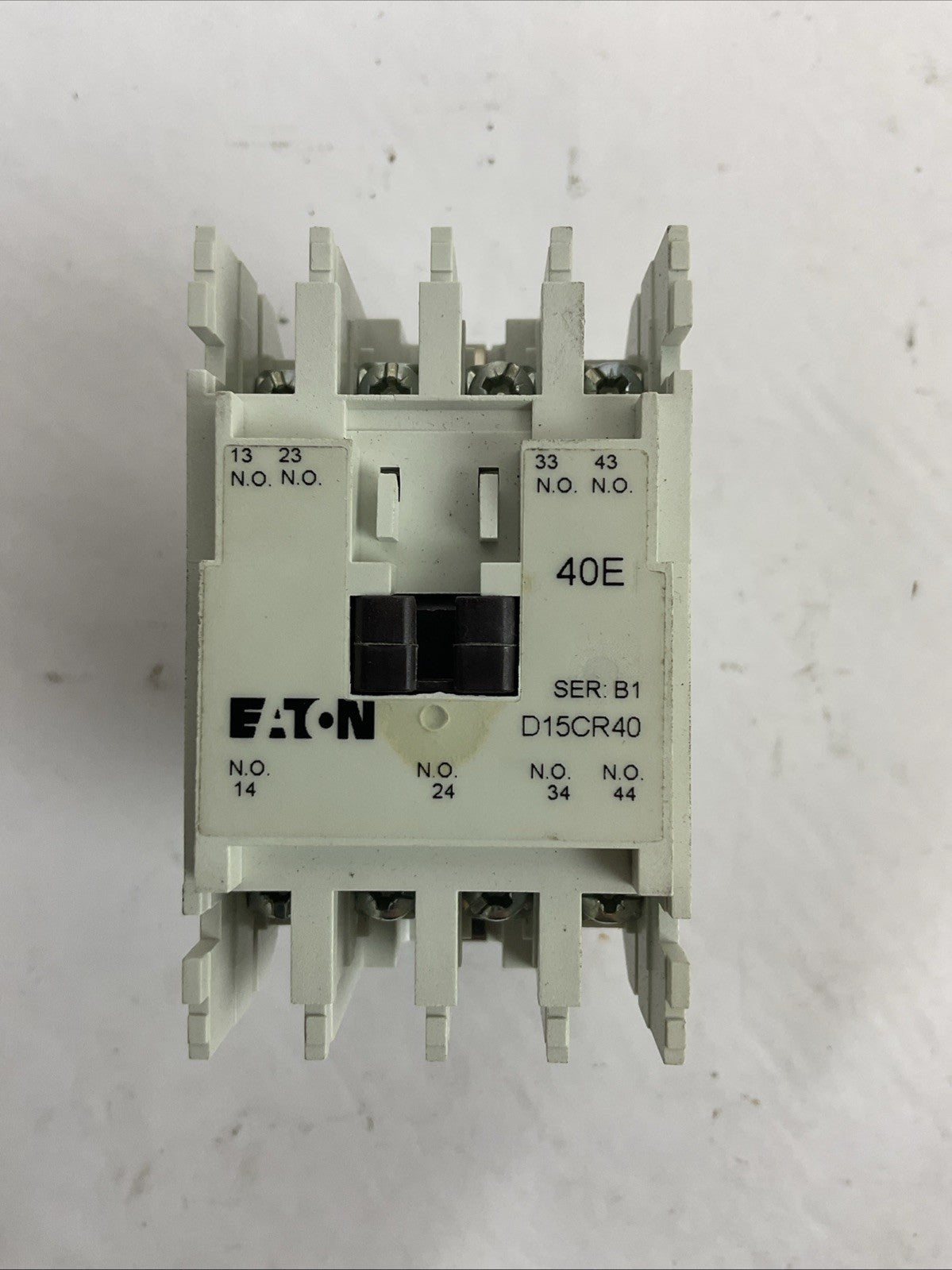 EATON D15CR40AB SER B1 FREEDOM SERIES MULTIPOLE RELAY 600V 4POLE COIL 110/120V