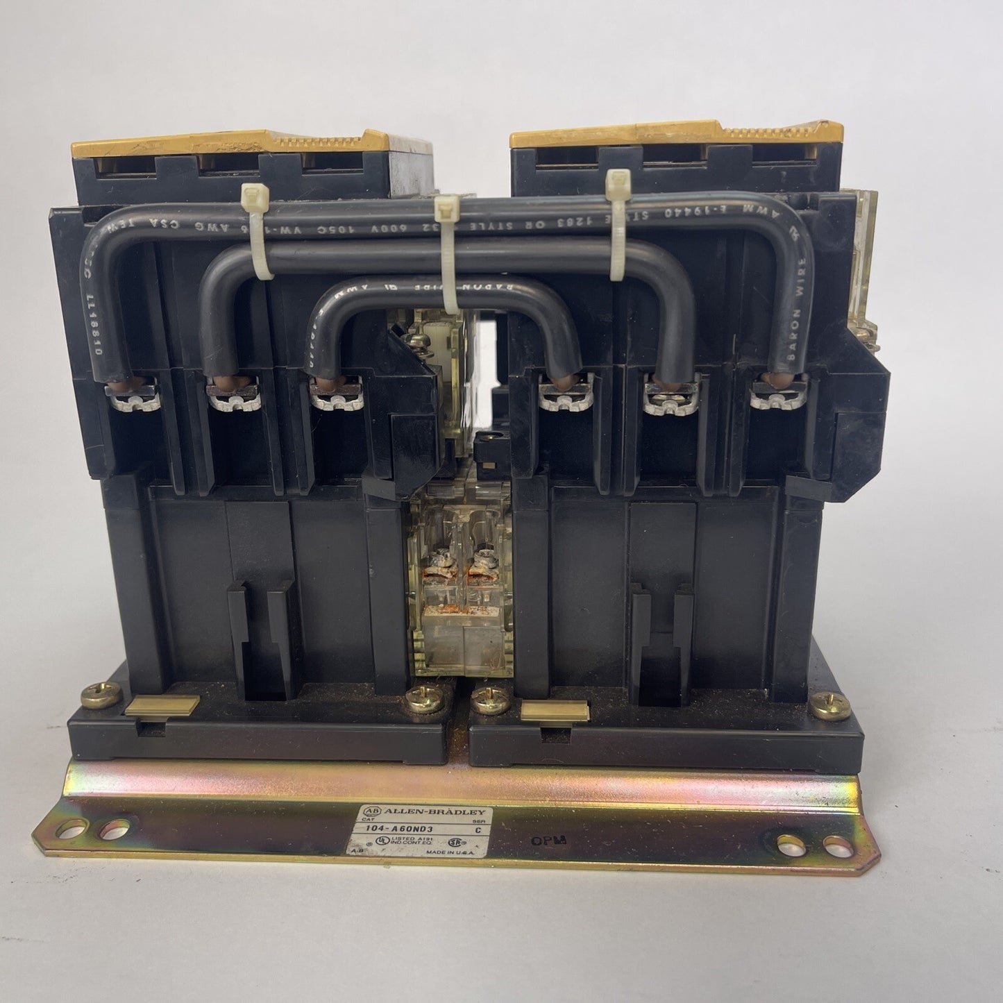 ALLEN BRADLEY 104-A60ND3 REVERSING CONTACTOR SER C 60AMP 600VAC 3PHASE 50HP