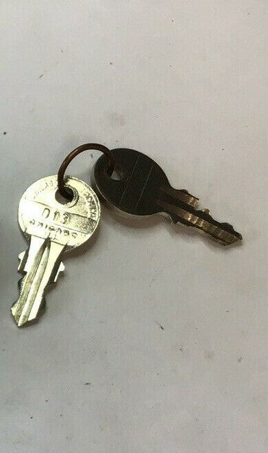SQUARE D 9001 TS1K1 KEYED SELECTOR SWITCH W/D13 KEYS