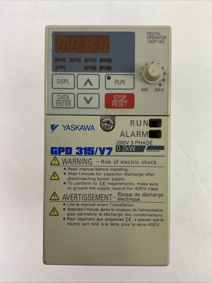 YASKAWA CIMR-V7AM20P4 AC DRIVE OUTPUT 3PH 0-230VAC 0-400HZ 3A INPUT 200-230VAC