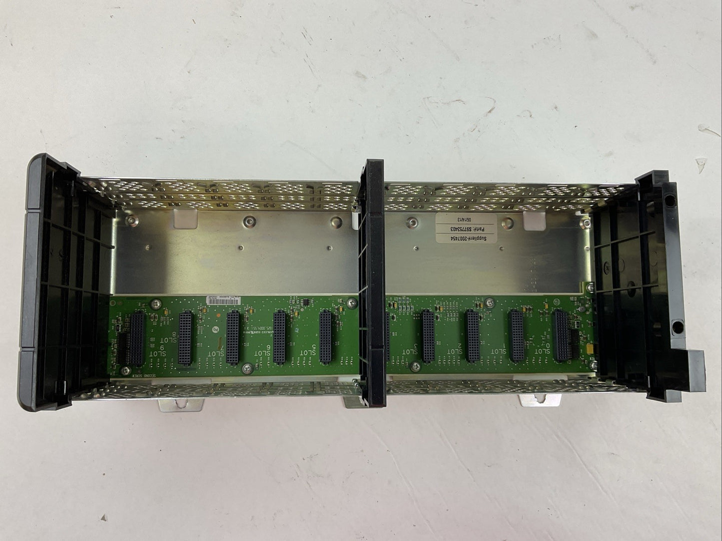 ALLEN-BRADLEY 1756-A10 SER C CONTROLLOGIX 10 SLOT CHASIS
