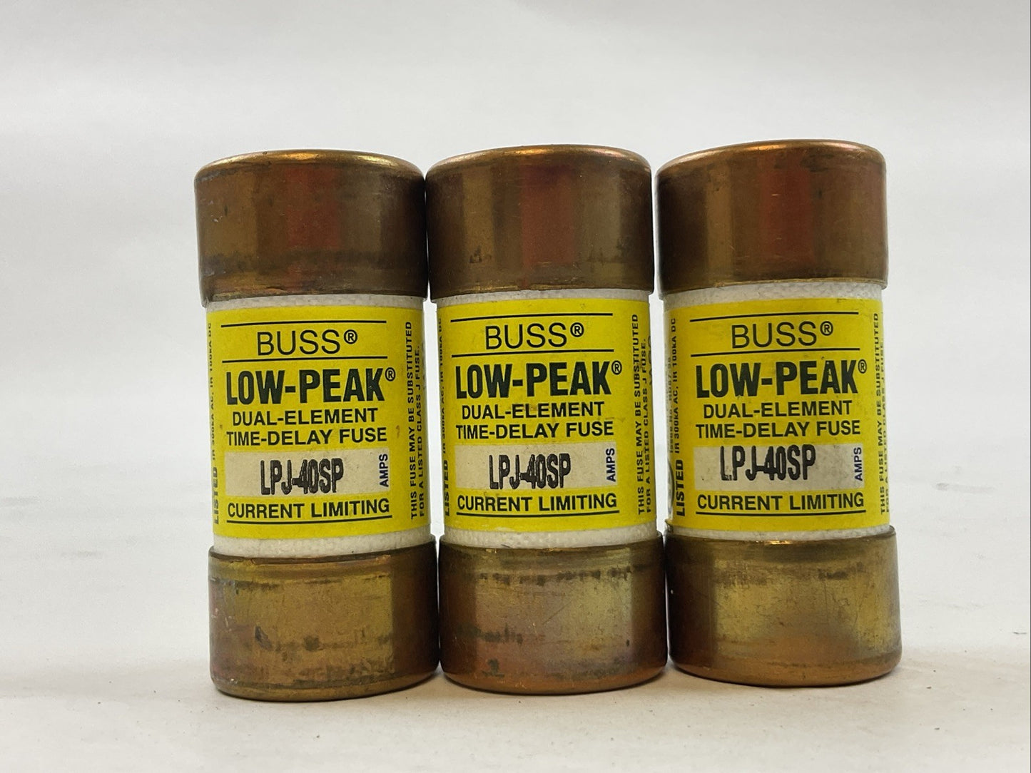 BUSS LPJ-40SP LOW-PEAK FUSE 40AMP 600VAC 300VDC (LOT OF 3)