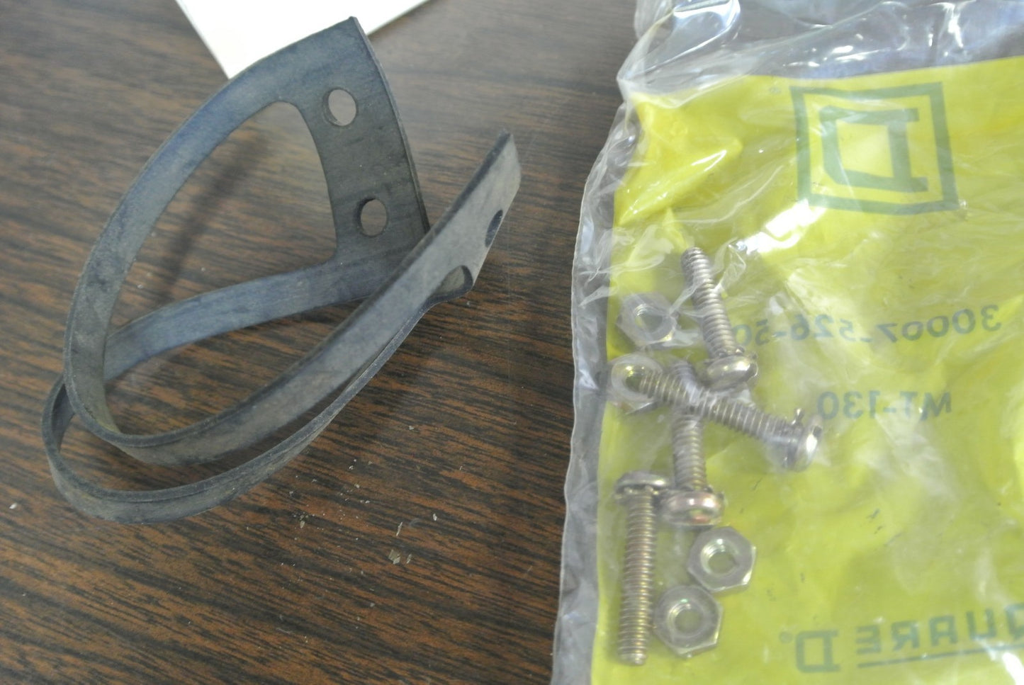 SQUARE D  9422 AM-2, Ser. A - ALTERNATE HANDLE MOUNTING KIT - NEW SURPLUS