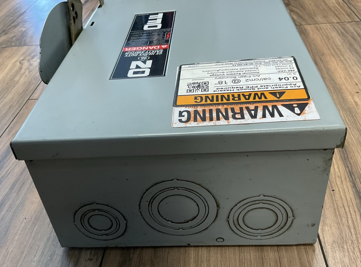 GE TH3362 MODEL 10 60A 600VAC 3PH 50HP 250VDC 10HP SAFETY SWITCH FLSR 60 ID FUSE