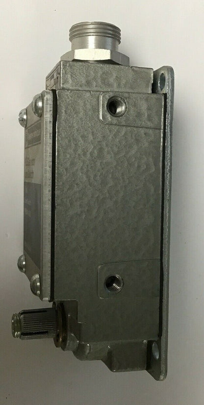 TELEMECANIQUE R.B.DENISON LOX-SWITCH L143 TYPE L LIMIT SWITCH NEMA A600