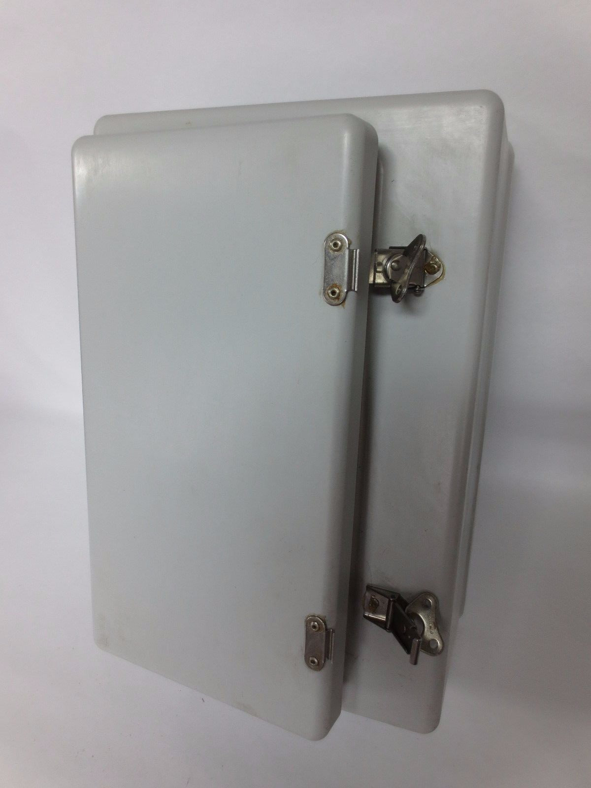 ROBROY / BELDING N16107HWT STAHLIN FIBERGLASS ENCLOSURE w/ SEAL - NEW SURPLUS