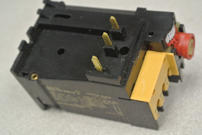 ALLEN-BRADLEY 193-BSB16 Ser. A  BIMETALLIC OVERLOAD RELAY 1.1-1.6A / NEW SURPLUS