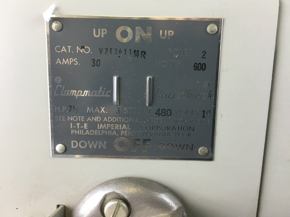 ITE /SIEMENS V7E2611MR PANELBOARD SWITCH 30AMP 480V 7.5 HP 2P