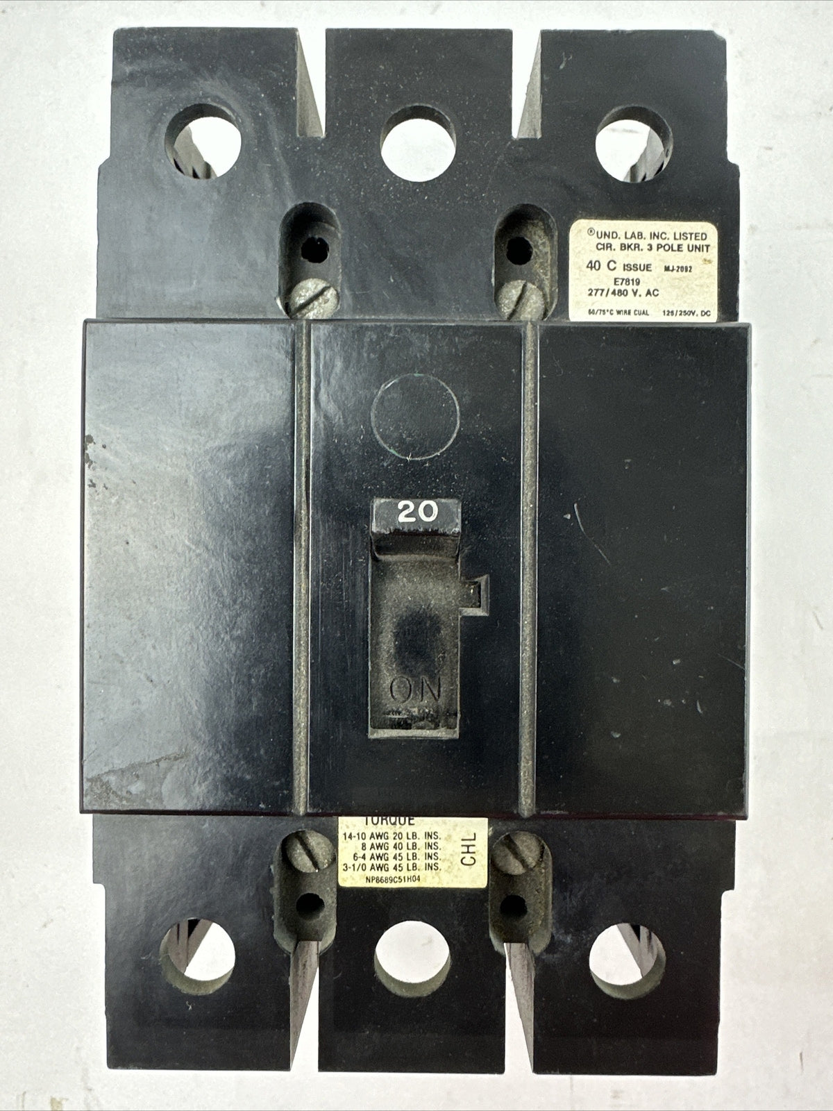 CHALLENGER CHL3020 20AMP 277/480VAC 240VAC 125/250VDC 3POLE CIRCUIT BREAKER
