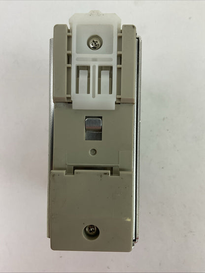 OMRON S8VS-12024 POWER SUPPLY OUTPUT 24VDC 5A INPUT 100-240VAC 50/60HZ 1.9A