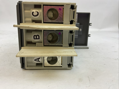 ABB XT4NU3150AYJ000XXX CIRCUIT BREAKER 600VAC 500VDC 150A SACE TMAX XT4N 250