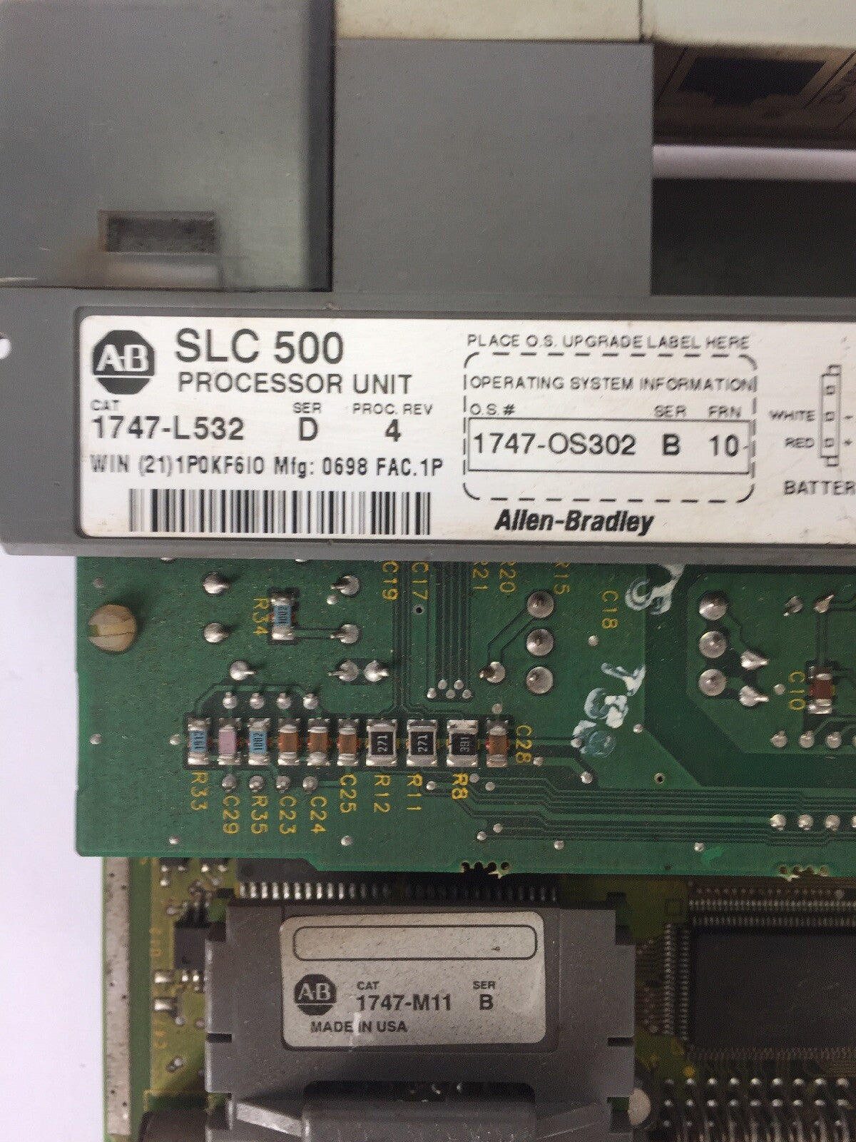ALLEN BRADLEY 1747-L532 PROCESSOR UNIT 24VDC SER D PROC. REV 4 1747-M11 SER B