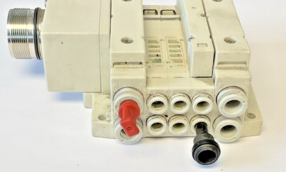 SMC SS5V1-W10CD-03B-C6 MANIFOLD