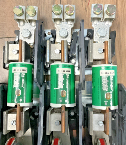 ALLEN BRADLEY 1494V-DS400 DISCONNECT SWITCH 400A 600VAC 250VDC SER.A
