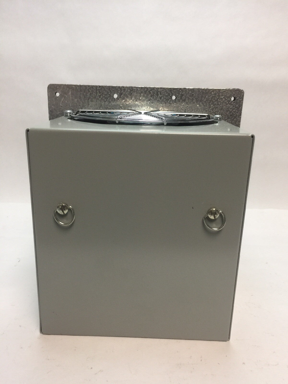 APW MCLEAN HE-1516-001H ELECTRONIC ENCLOSURE HEAT EXCHANGER 115V 50/60HZ 1 PHASE