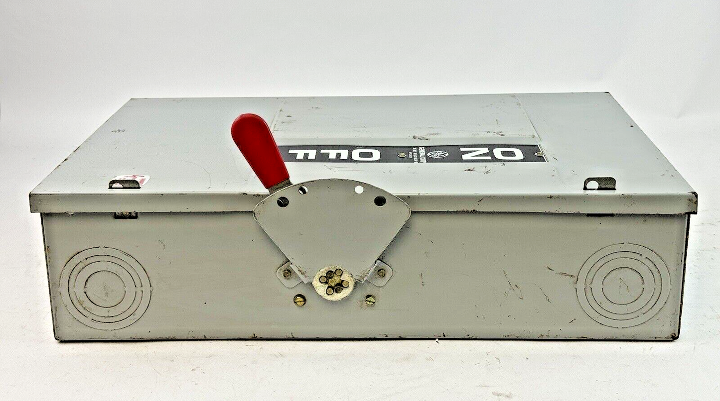GE - TGN3324 MODEL 6 - SAFETY SWITCH NON-FUSIBLE - 200A/ 240VAC/ 3 POLE/ TYPE 1
