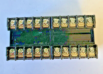 OMRON E5EN-R3MT-500-N TEMPERATURE CONTROLLER