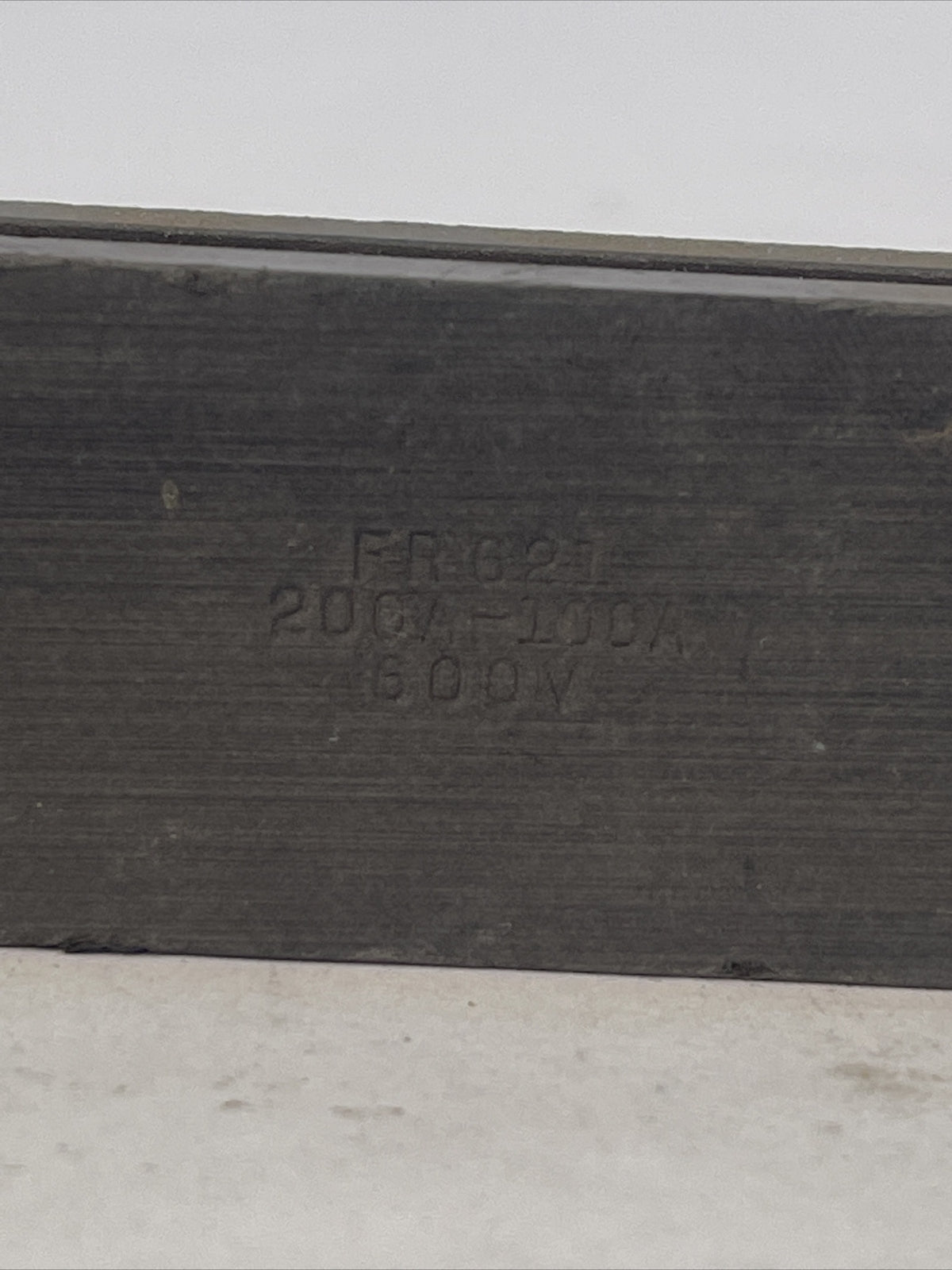 IDEAL FR621 200A-100A 600V FUSE REDUCER