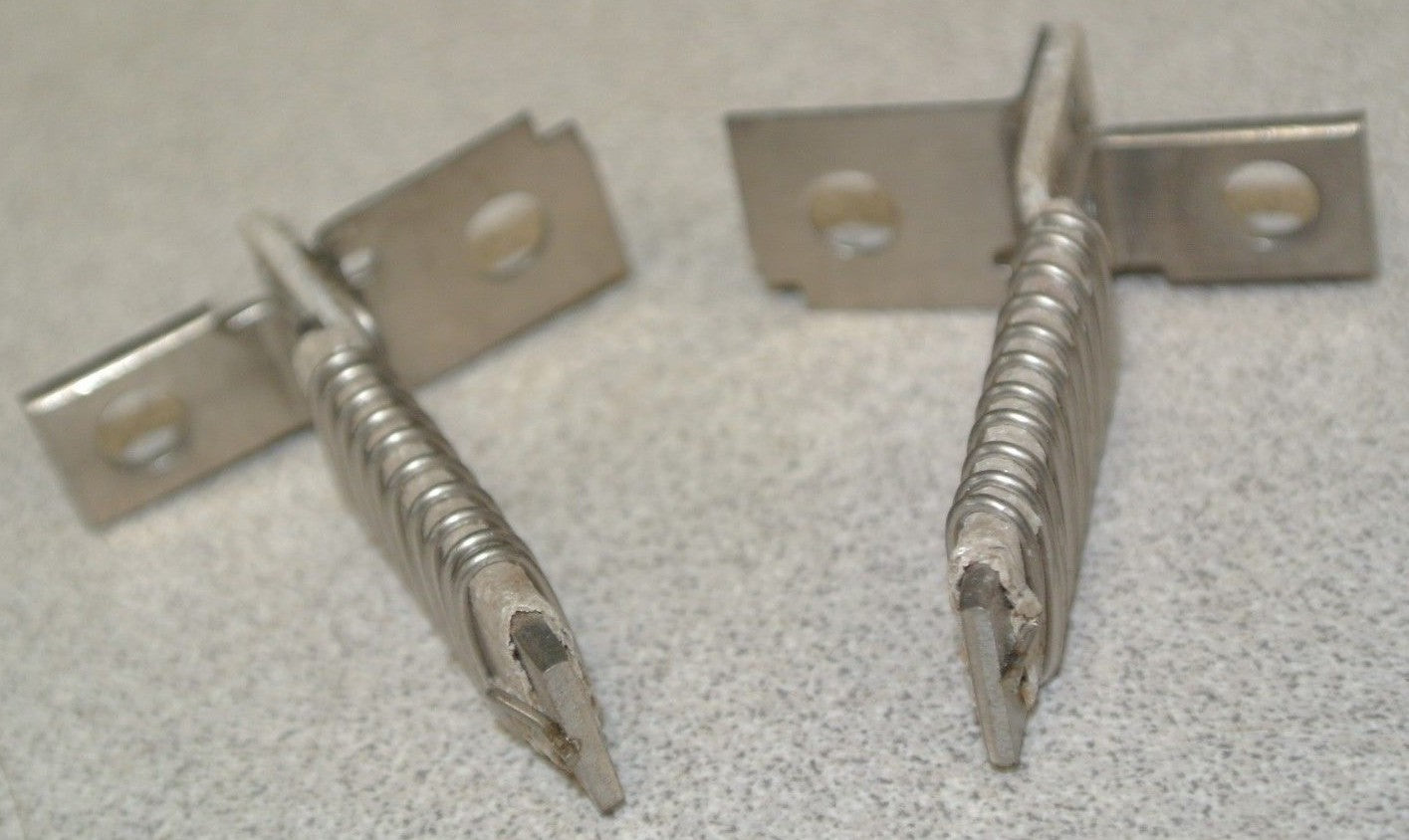 LOT of 2 / SIEMENS / GOULD / I-T-E T24 OVERLOAD HEATER ELEMENT / T-24 / G30T24