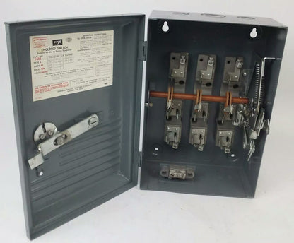 FPE 1632 TYPE A FUSIBLE SAFETY SWITCH 3P, 60A, 240VAC, 4 WIRE, 3 BLADES,7 1/2HP