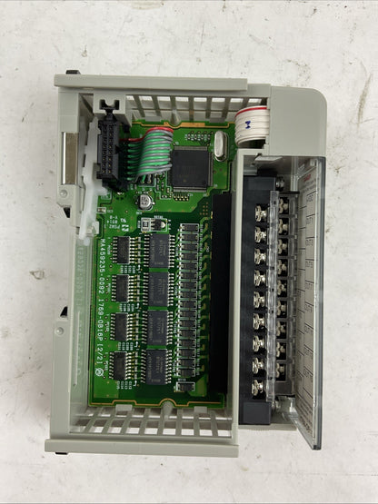 ALLEN BRADLEY 1769-OB1P SER B DIR/VER 95320753/04 F/W EREV 3.1 16PT 24VDC OUTPUT