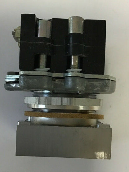 GE E30BF COMPACT PUSHBUTTON INDICATING LIGHT 6VAC/DC
