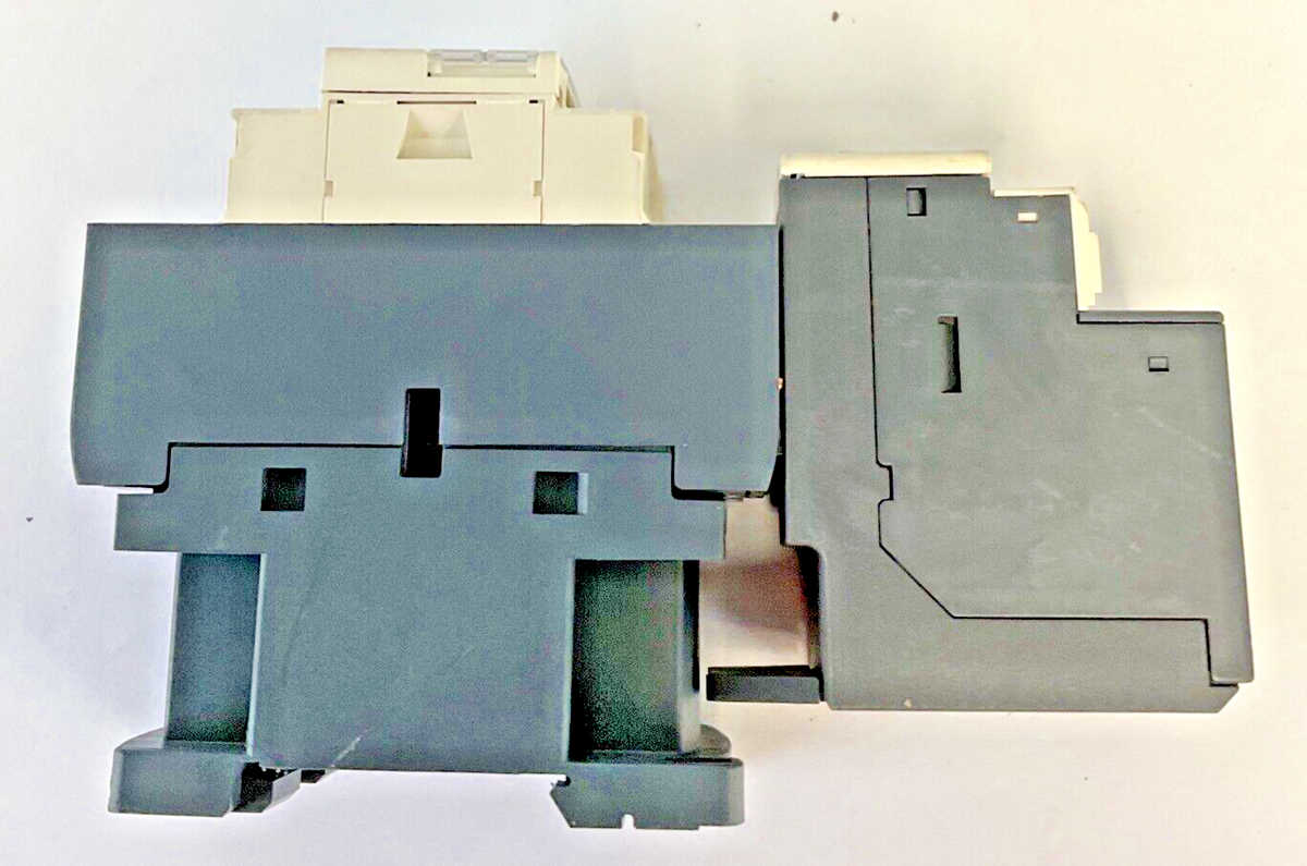 SCHNEIDER ELECTRIC LC1 D25 W/ LRD 22 CONTACTOR