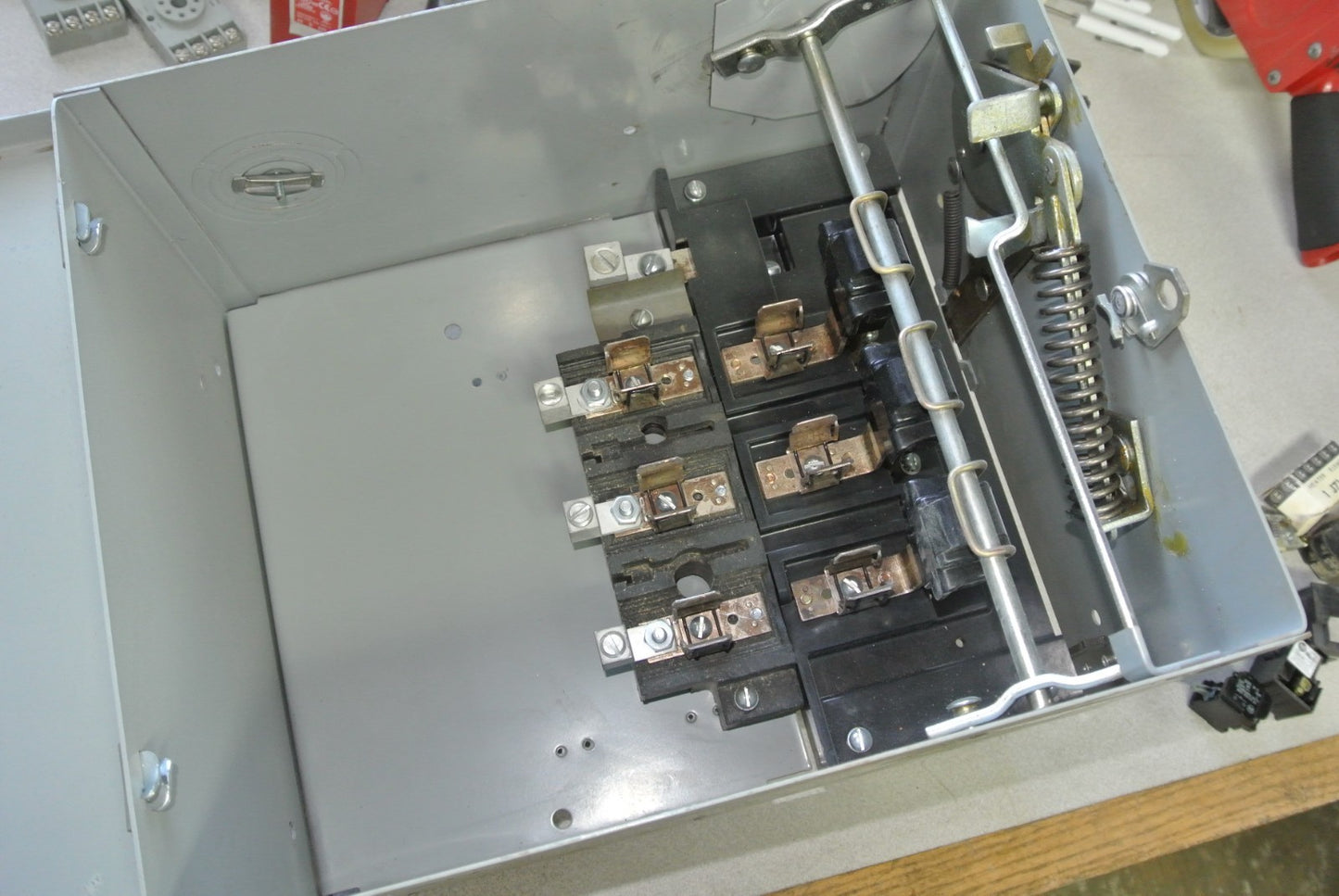 I-T-E UV422 - FUSIBLE BUS PLUG - 240V, 60A