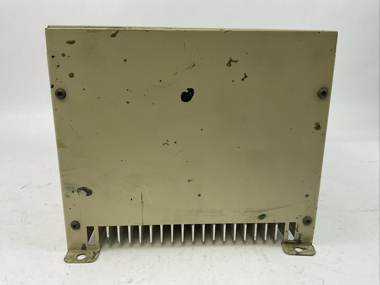 TOSHIBA TOSVERT-130G2 TRANSITOR INVERTER VT130G2+4025 2.5kVA 2HP OUTPUT 400V