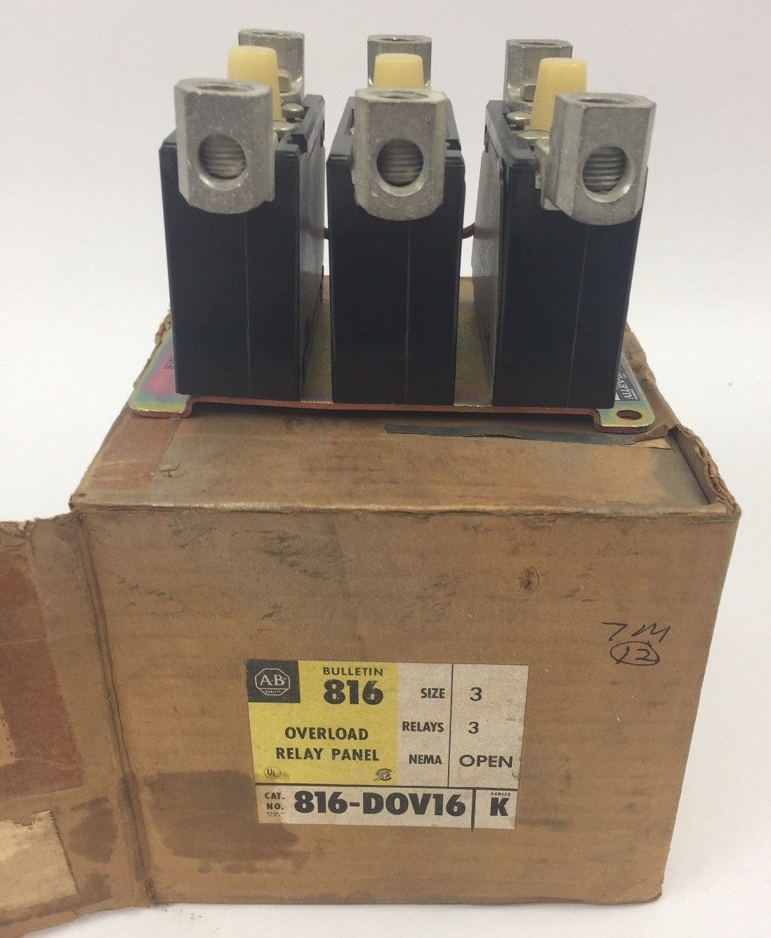 ALLEN BRADLEY 816-DOV16 OVERLOAD RELAY PANEL SIZE 3 RELAYS 3 NEMA OPEN SERIES K