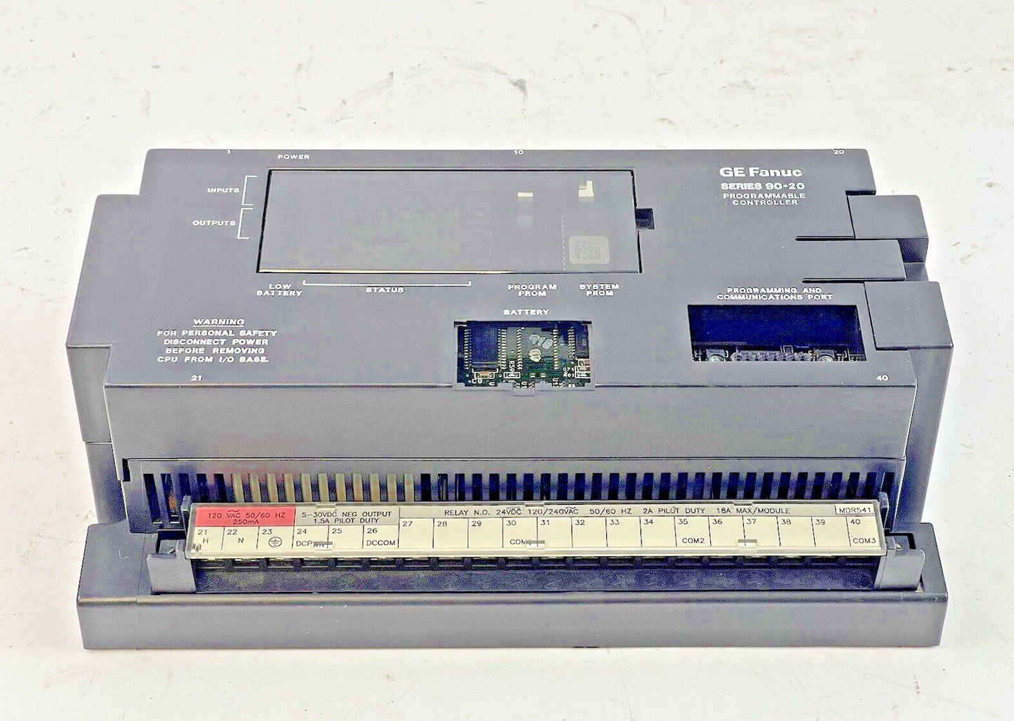 GE FANUC - IC692CPU211E - SERIES 90-20 PROGRAMMABLE CONTROLLER - 24 VDC, 120 VAC