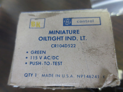 GENERAL ELECTRIC CR104D522 MINIATURE OILTIGHT INDICATOR LIGHT GREEN PUSH-TO-TEST