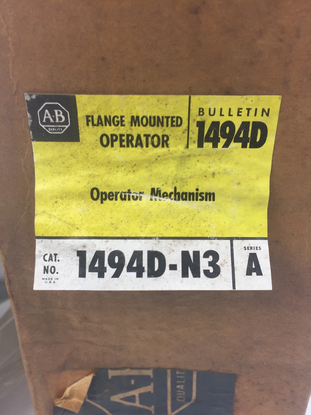 ALLEN BRADLEY 1494D-N3 FLANGE MOUNTED OPERATOR MECHANISM