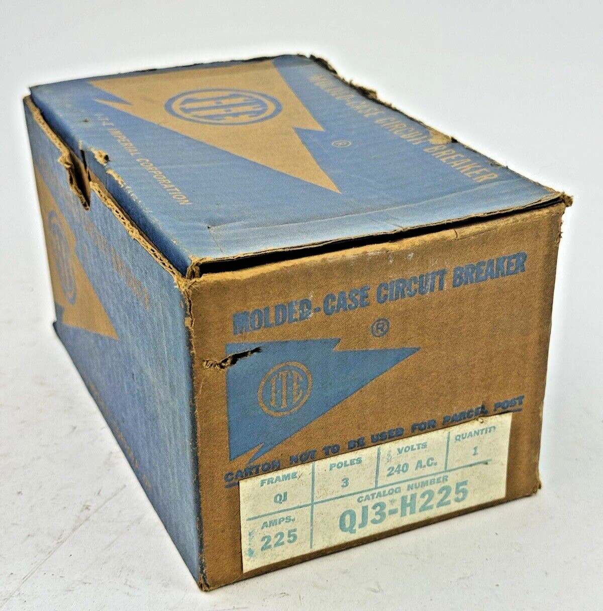 ITE - QJ3-H225 - MOLDED CASE CIRCUIT BREAKER - 3 POLE, 240 VAC, 225 A - NEW