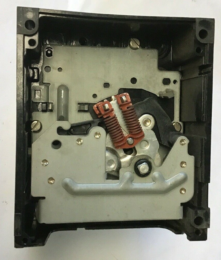 KLOCKNER MOELLER N6 L-32-NA CIRCUIT INTERRUPTER 600VAC 32A