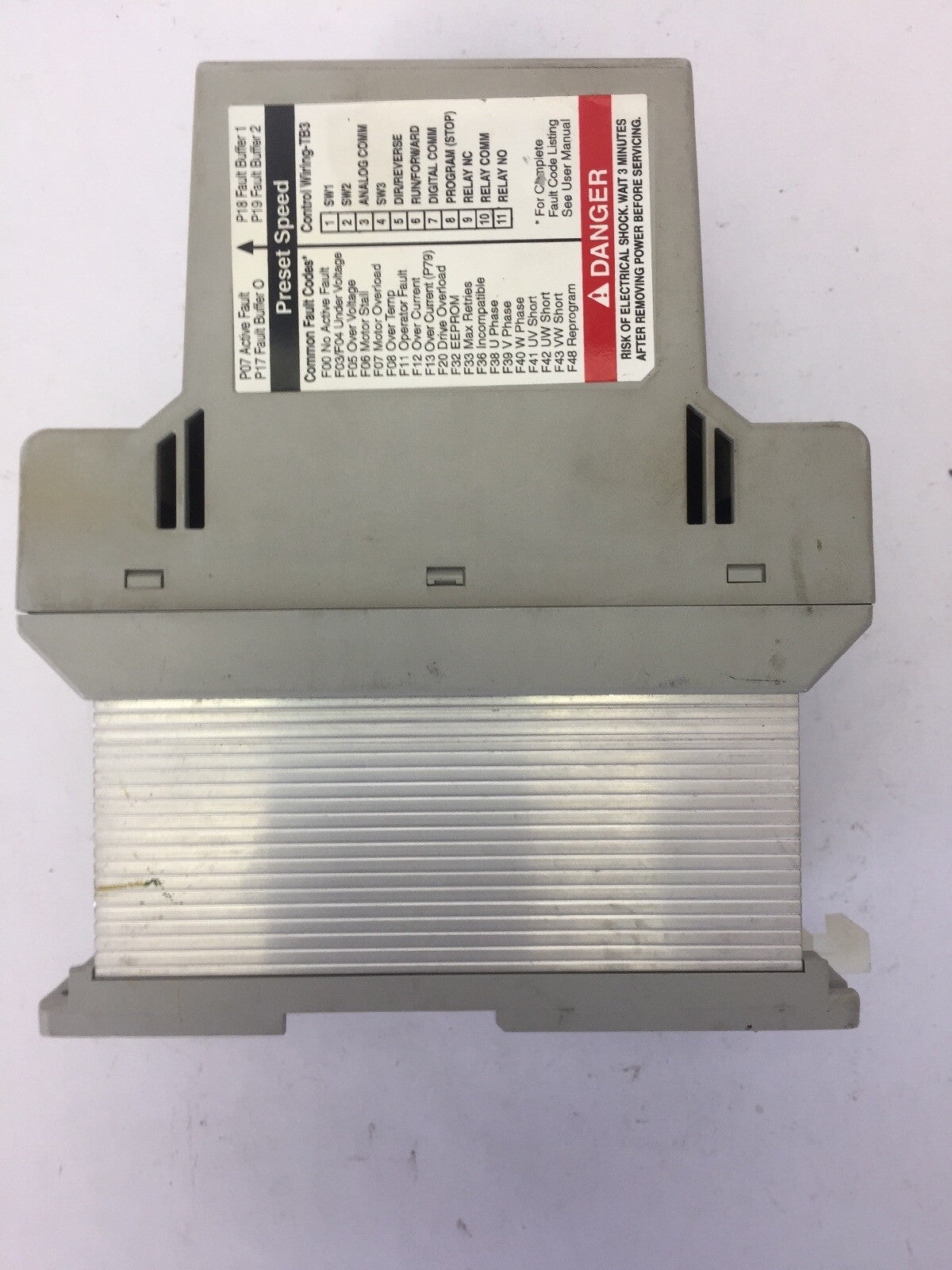 ALLEN BRADLEY 160-BA01NPS1P1 AC DRIVE 380-460V