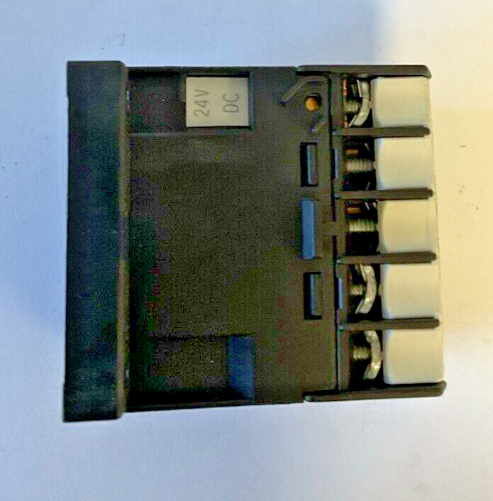 EATON DILER-40-G XTRM10A40 CONTACTOR 600VAC 250VDC ***LOTOF2***