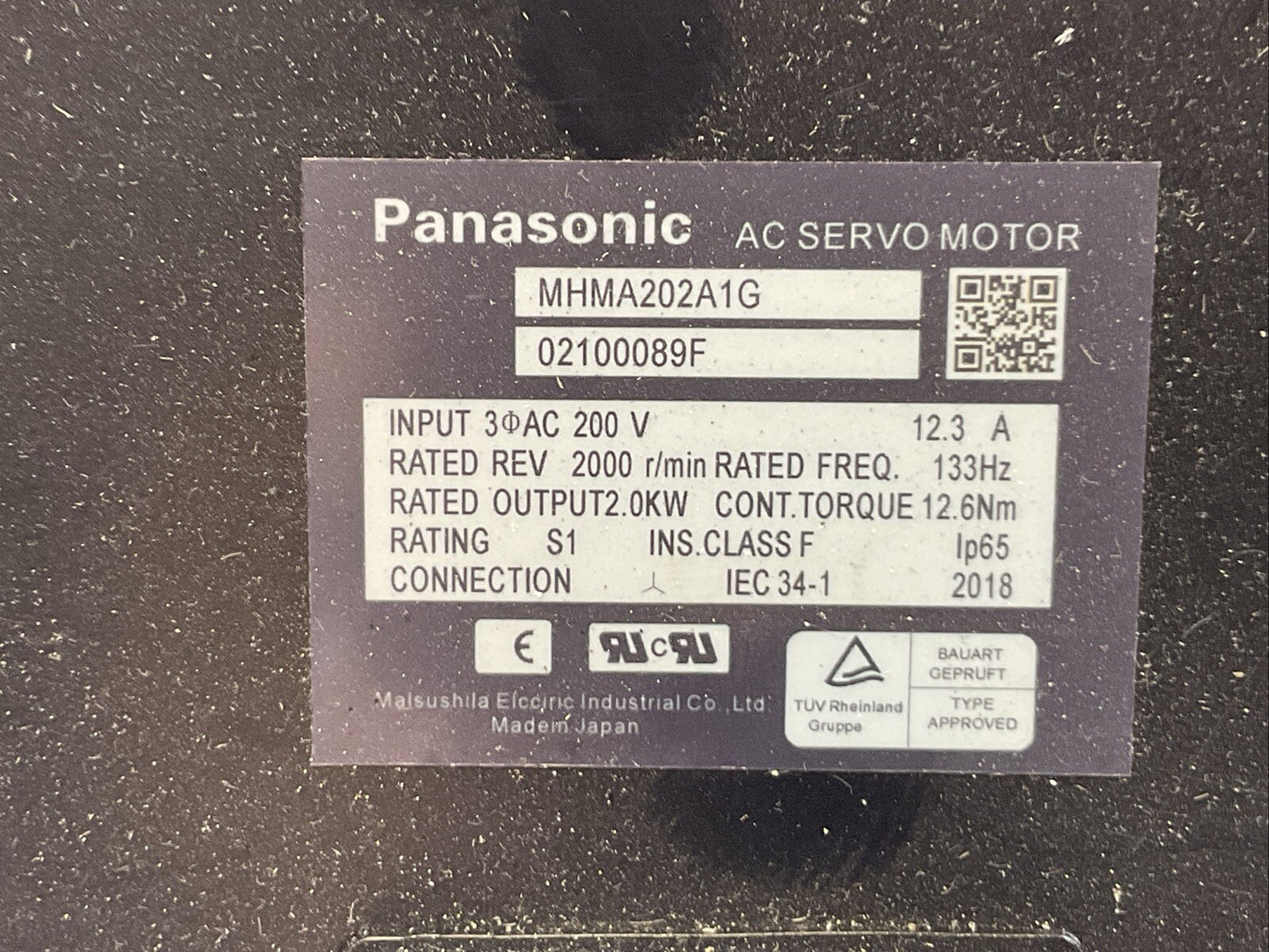 PANASONIC MHMA202P1G AC SERVO MOTOR REV 2000 R/MIN INPUT 200VAC OUTPUT 2.0 kW
