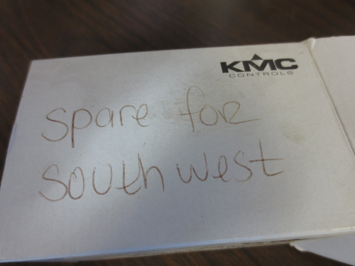 KMC RCC-1109 DIVERTING RELAY w/ BRACKET - NEW SURPLUS