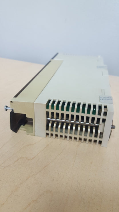 AEG MODICON 140 DRC 830 00 RELAY OUTPUT MODULE 8X1 NO/NC 01.02